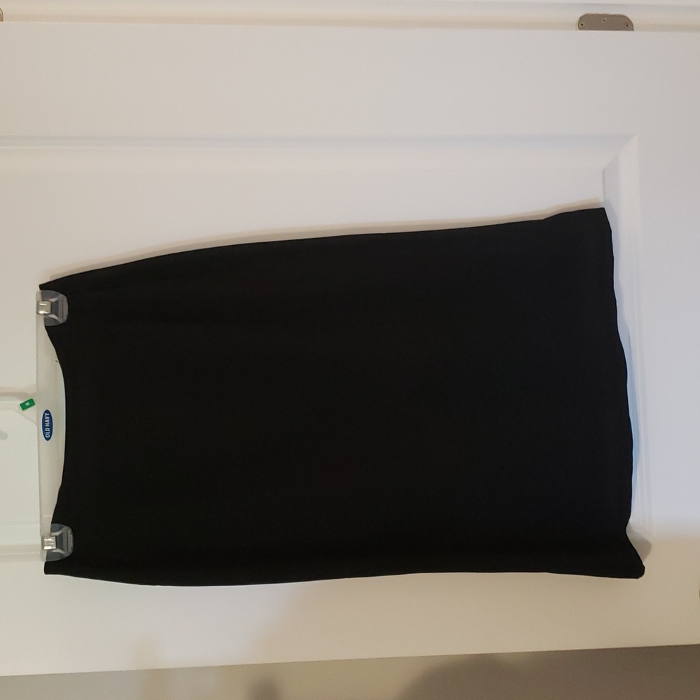 Black pencil skirt. BRAND MARIO SERRANI. size 2 .